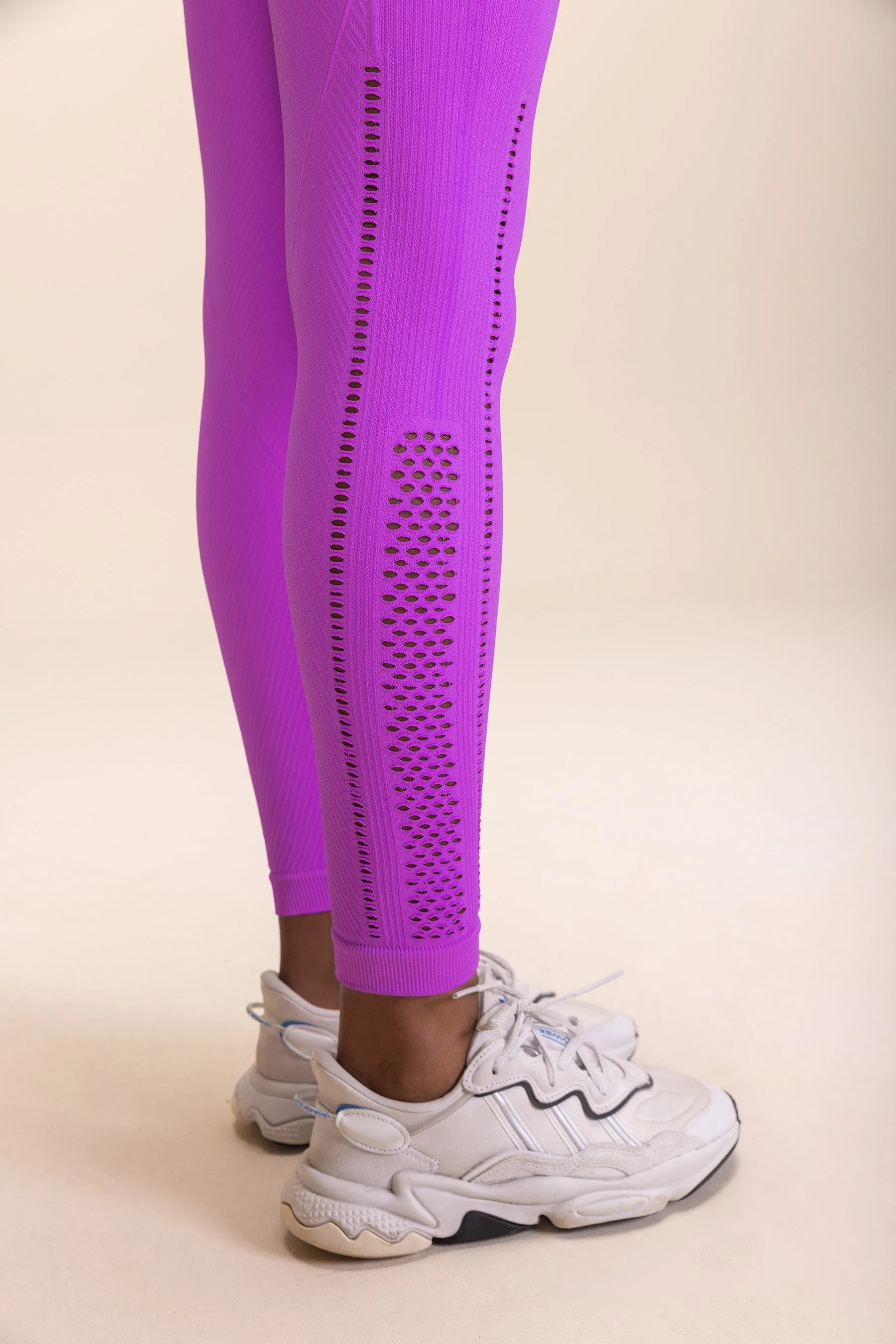 Dynamic Seamless Leggings