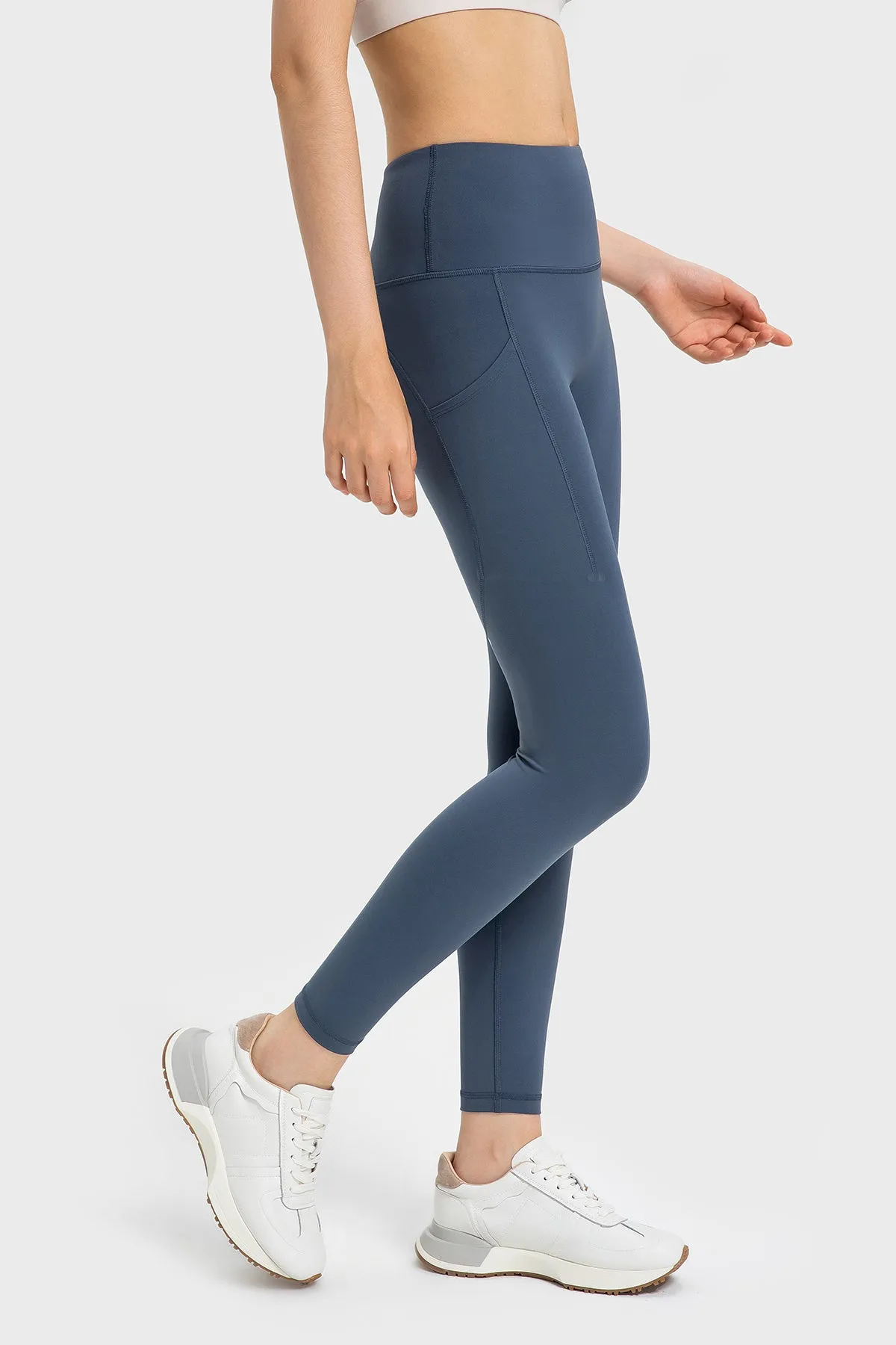 High-Waisted Compression Leggings with Side Pockets