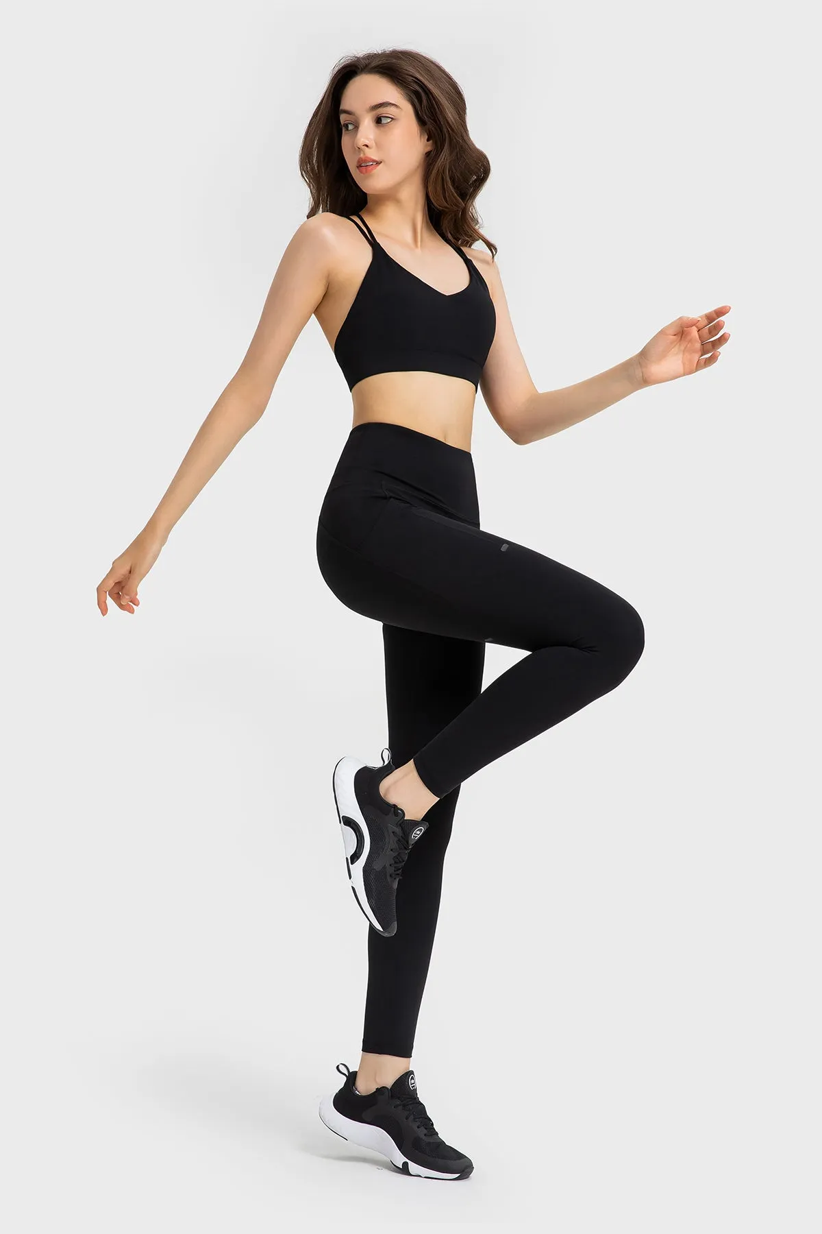 High-Waisted Compression Leggings with Side Pockets