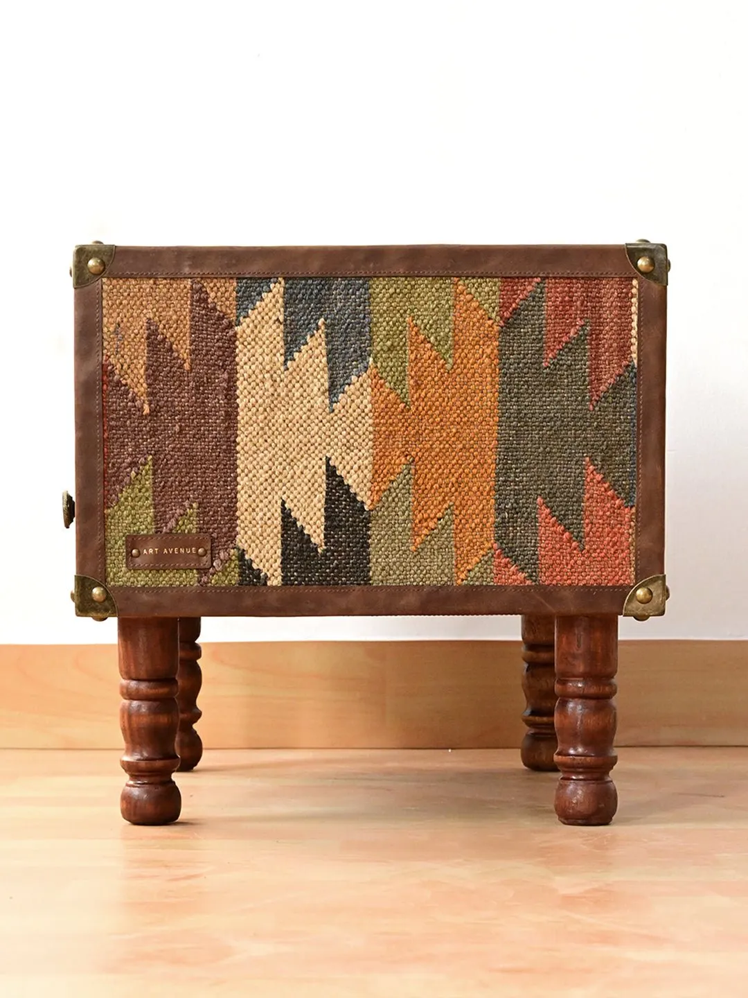 KIAAN  - KILIM & LEATHER OTTOMAN