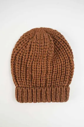 KNITTED BEANIE