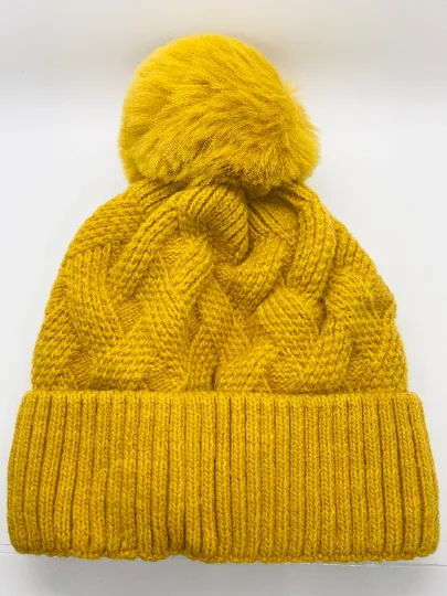 Knitted Pom Pom Beanie Hat