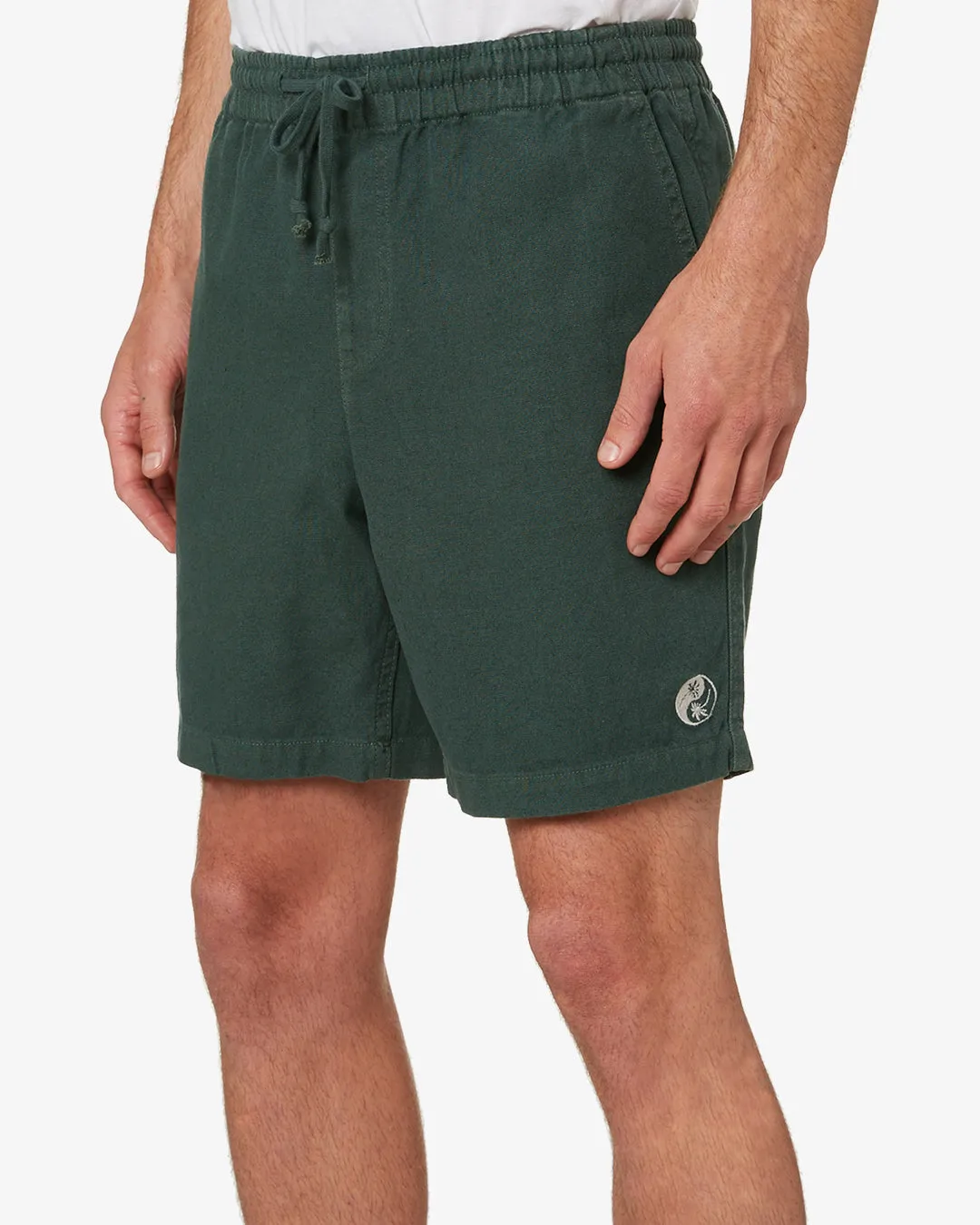 LEISURE SHORT - HUNTER GREEN