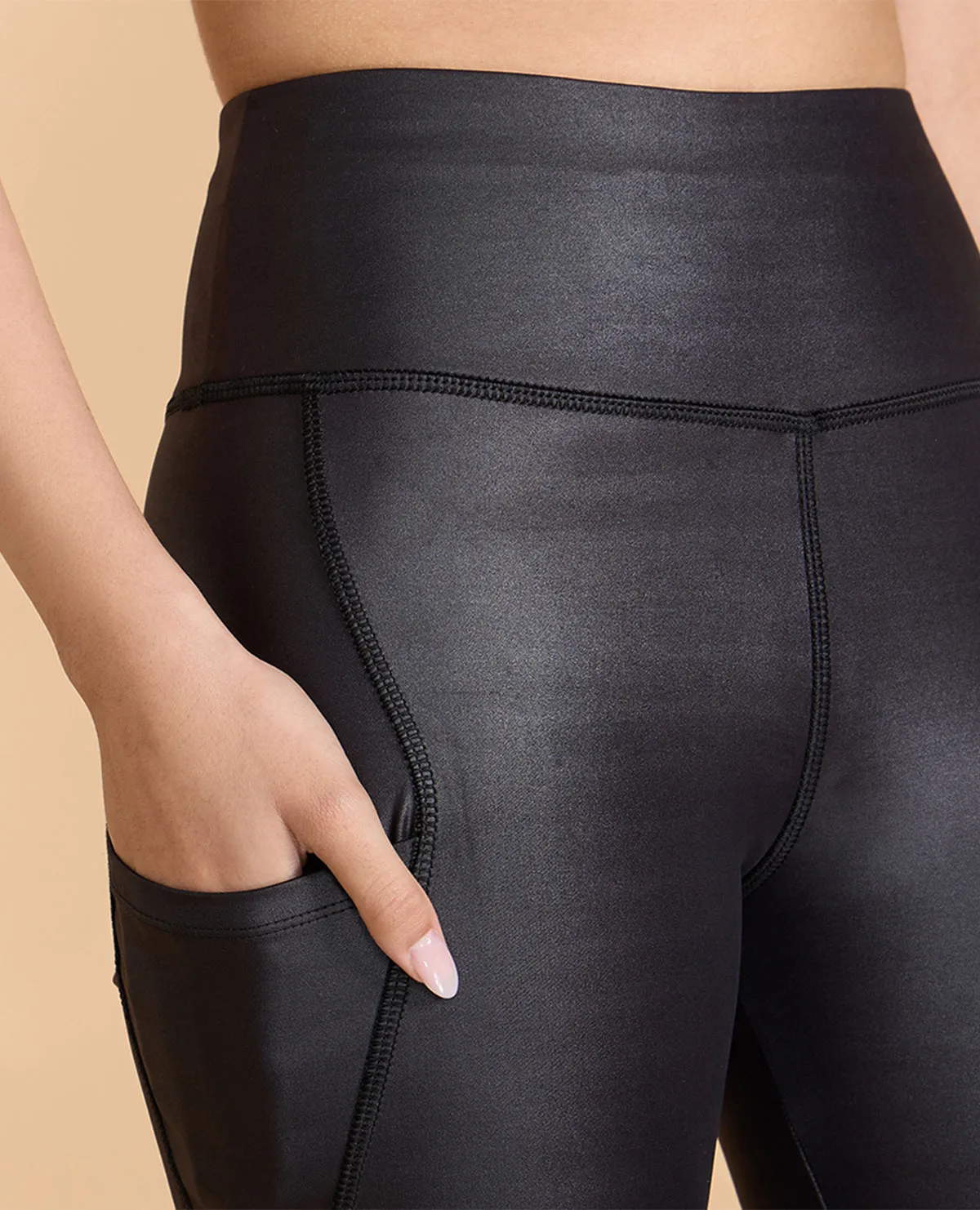 Liquid Mid Impact Leggings