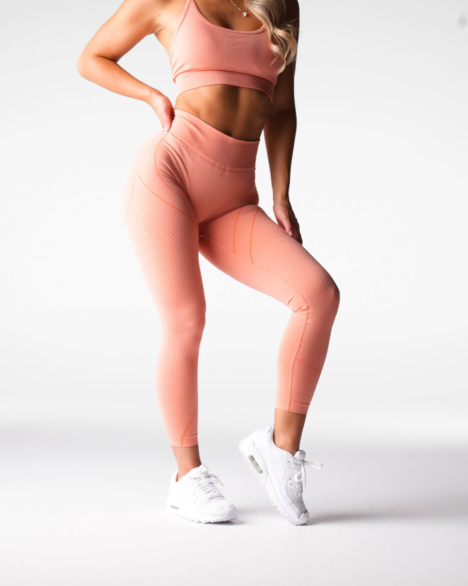 Peach Figure Seamless Leggings