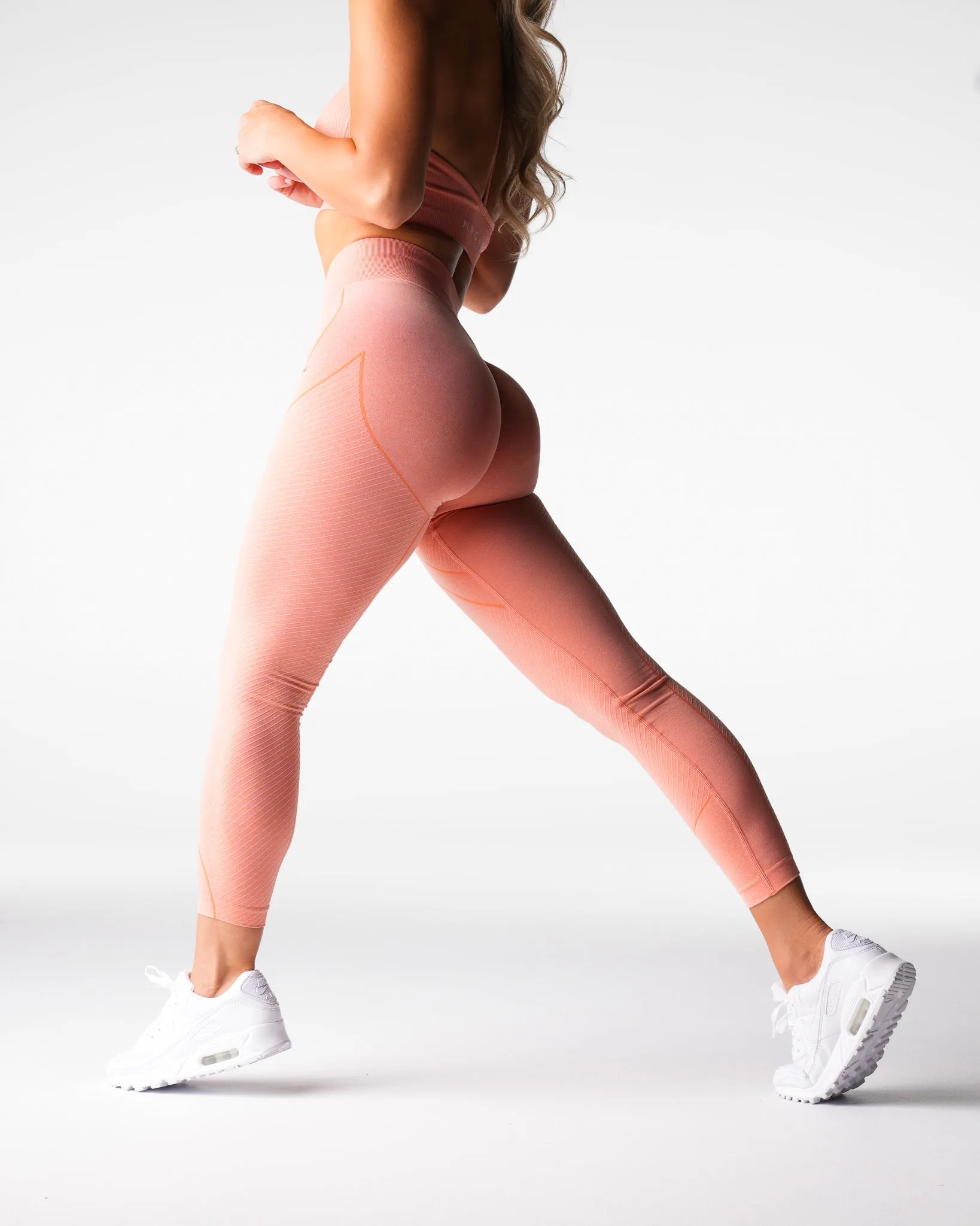 Peach Figure Seamless Leggings