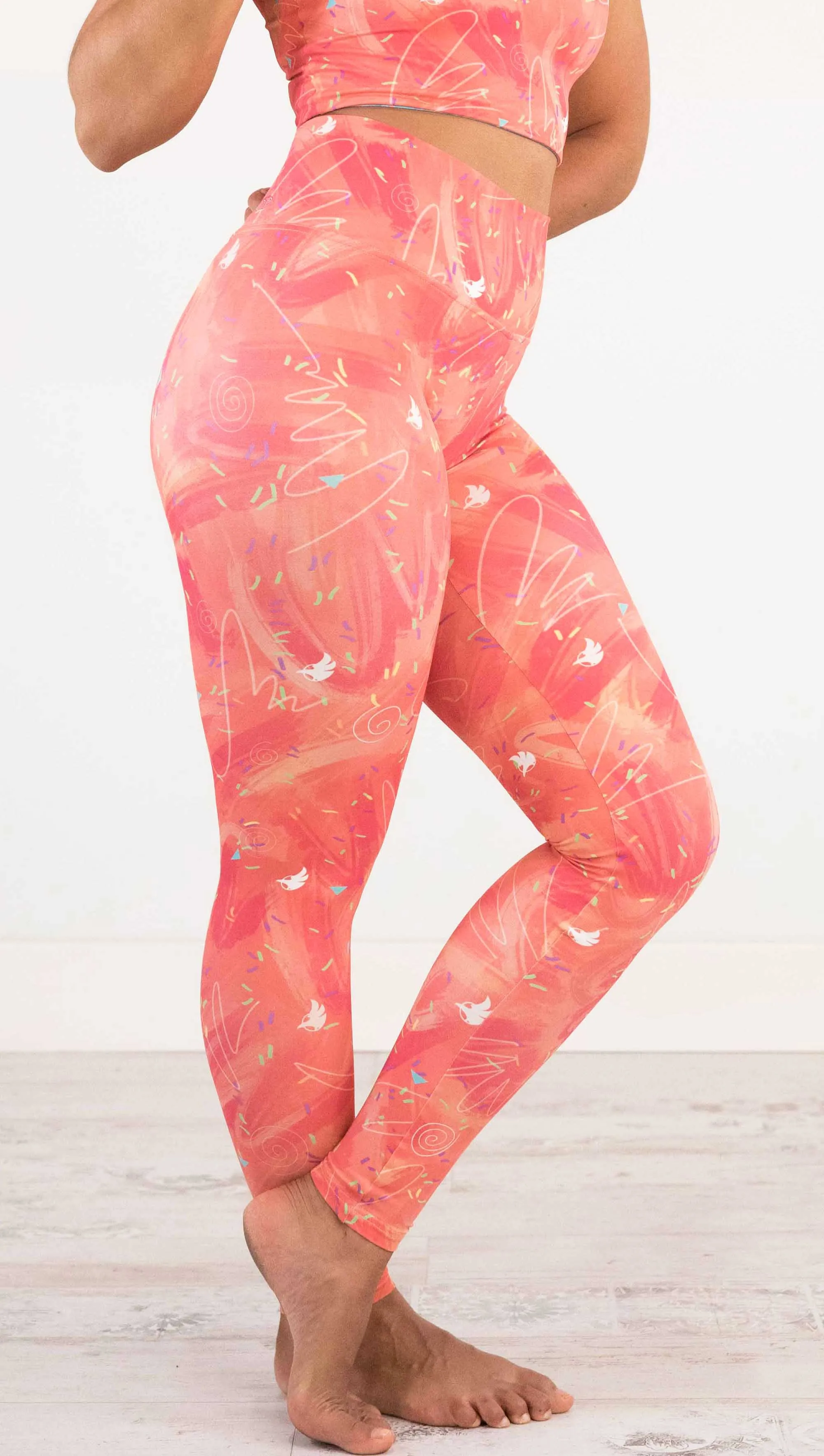 Salmon Scribbles - Athleisure Leggings