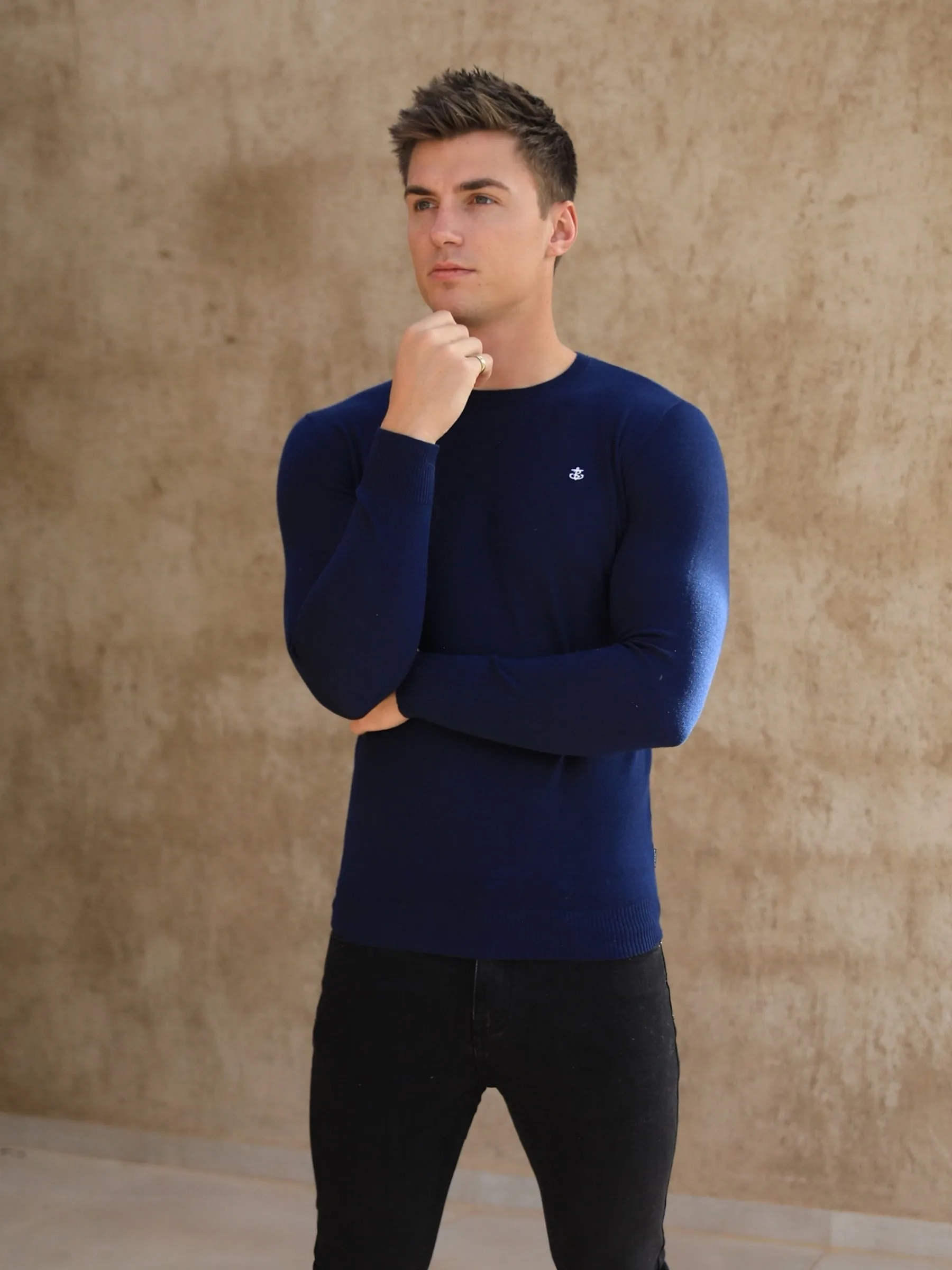 Sudbury Knitted Jumper - Navy